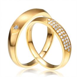 Coppia Fedi Nuziali Lune Blanche & Karasek - Oro Giallo & Fascia Diamanti | Gemperles