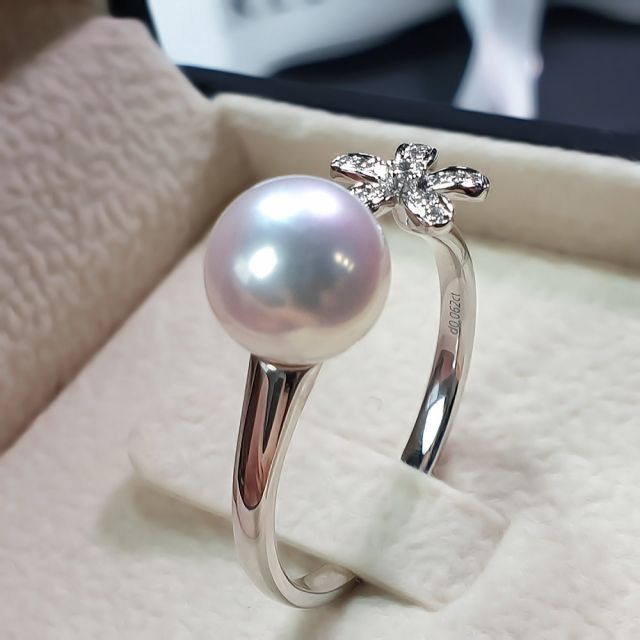 Anello Ko No Hana - Oro Bianco, Diamanti e Perla Akoya