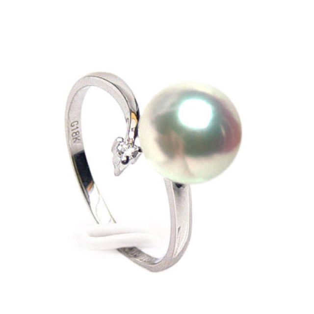 Anello Ayame - Oro Bianco, Diamanti e Perla Akoya