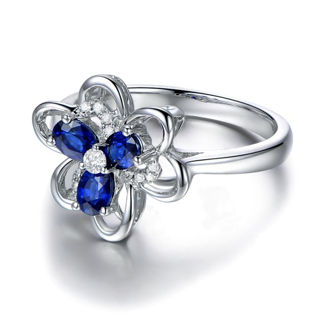 Anello da Donna Anemone - Oro Bianco, Diamanti & Zaffiri Ovali