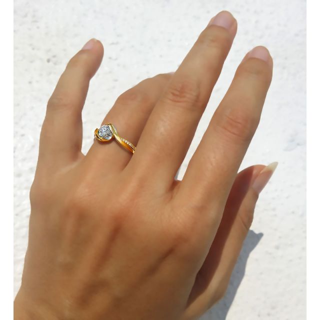 Anello di Fidanzamento Poesia di Diamanti - Oro Giallo e Diamanti | Gemperles