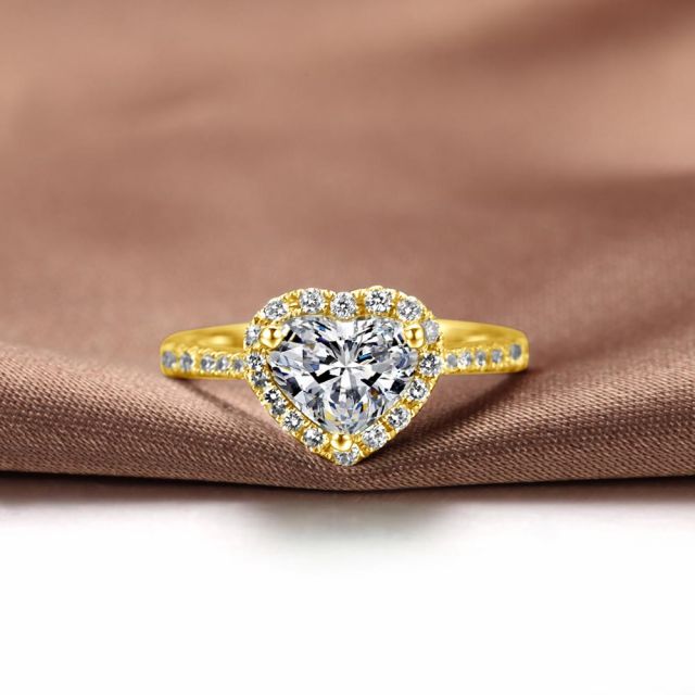 Anello di Fidanzamento Amore di Diamante - Oro Giallo & Diamante Taglio Cuore | Gemperles