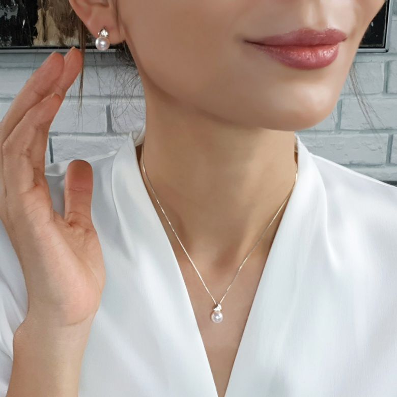 Ciondolo Tsuguka - Oro Bianco 18kt, Diamanti e Perla Akoya - 9