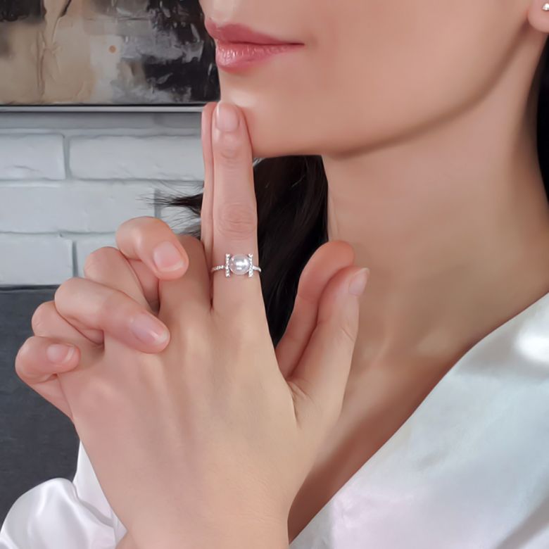 Anello Otohiko - Oro Bianco, Diamanti e Perla Akoya - 10