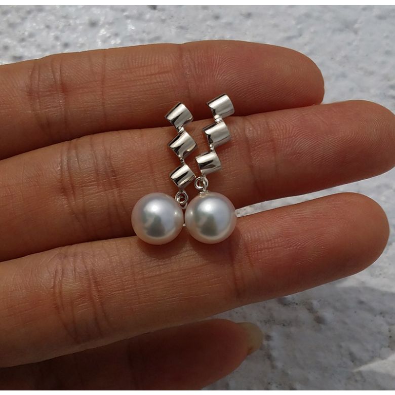 Orecchini Pendenti Alisa - Perle Akoya Bianche 7/7.5mm AAA - Farfalla Oro Bianco - 2