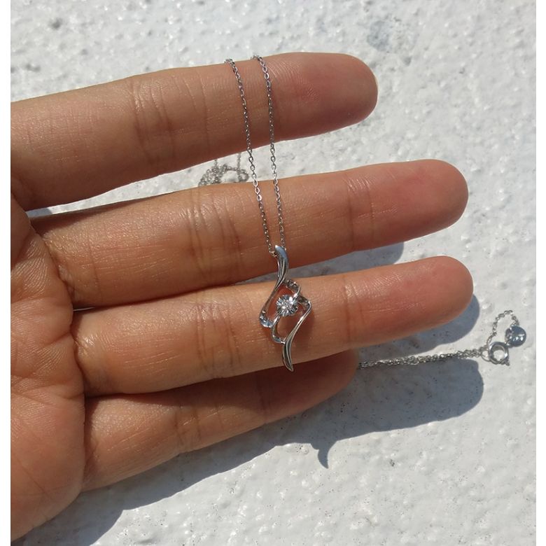 Ciondolo con Diamante Solitario - Fiore d'Oro Bianco - 4